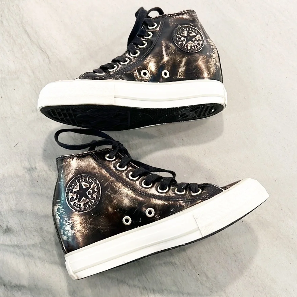 Chuck Taylor Lux Brush-Off Leather Wedge Sneakers Size 5 Gunmetal Bronze